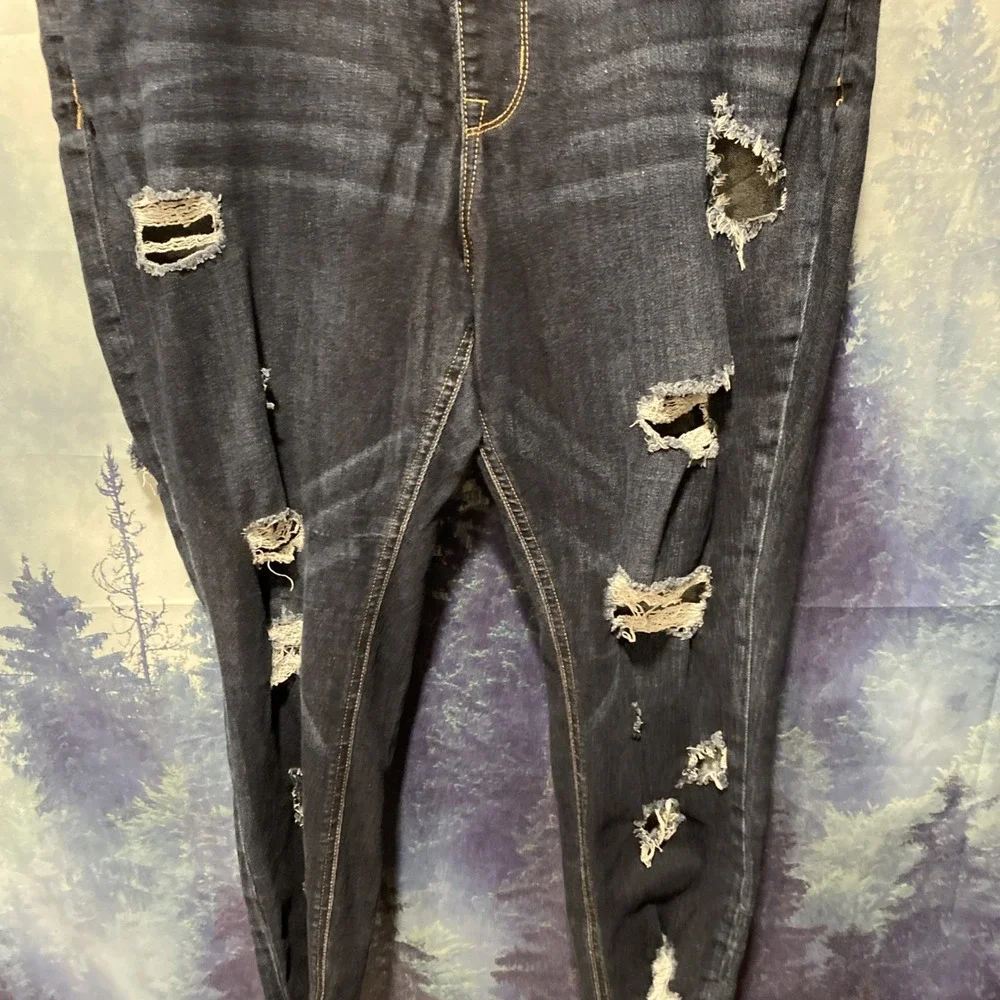 Maurices Jeans Women's Dark Wash Super Hi Rise Skinny Distressed  18W Short